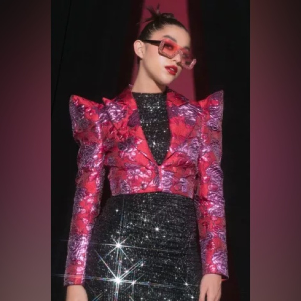 AKIRA ROSA BROCADE CROPPED BLAZER NEW